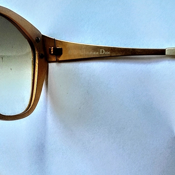 SOLD-CHRISTIAN DIOR SUNGLASSES- CREAM W/ GOLD - Picture 4 of 7